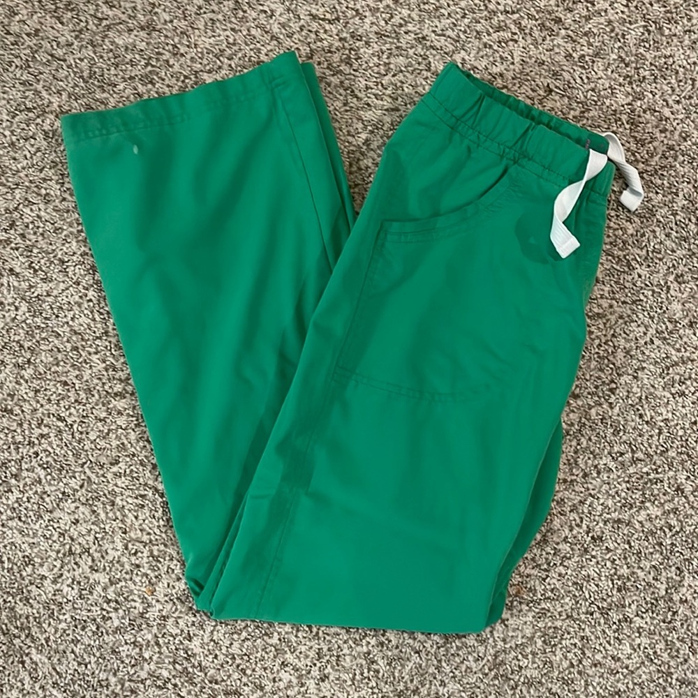 Green Urbane Ultimate scrub pants